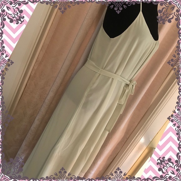 DARLING NWT DRESSπππ - Picture 4 of 8